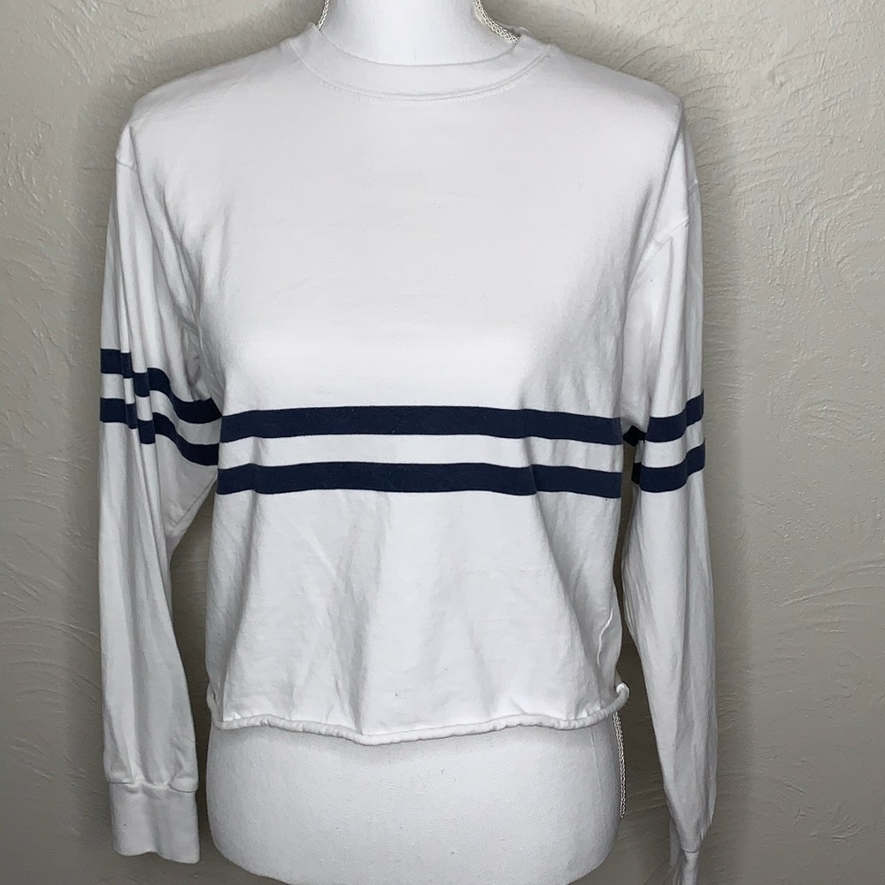 ✨Brandy Melville top✨